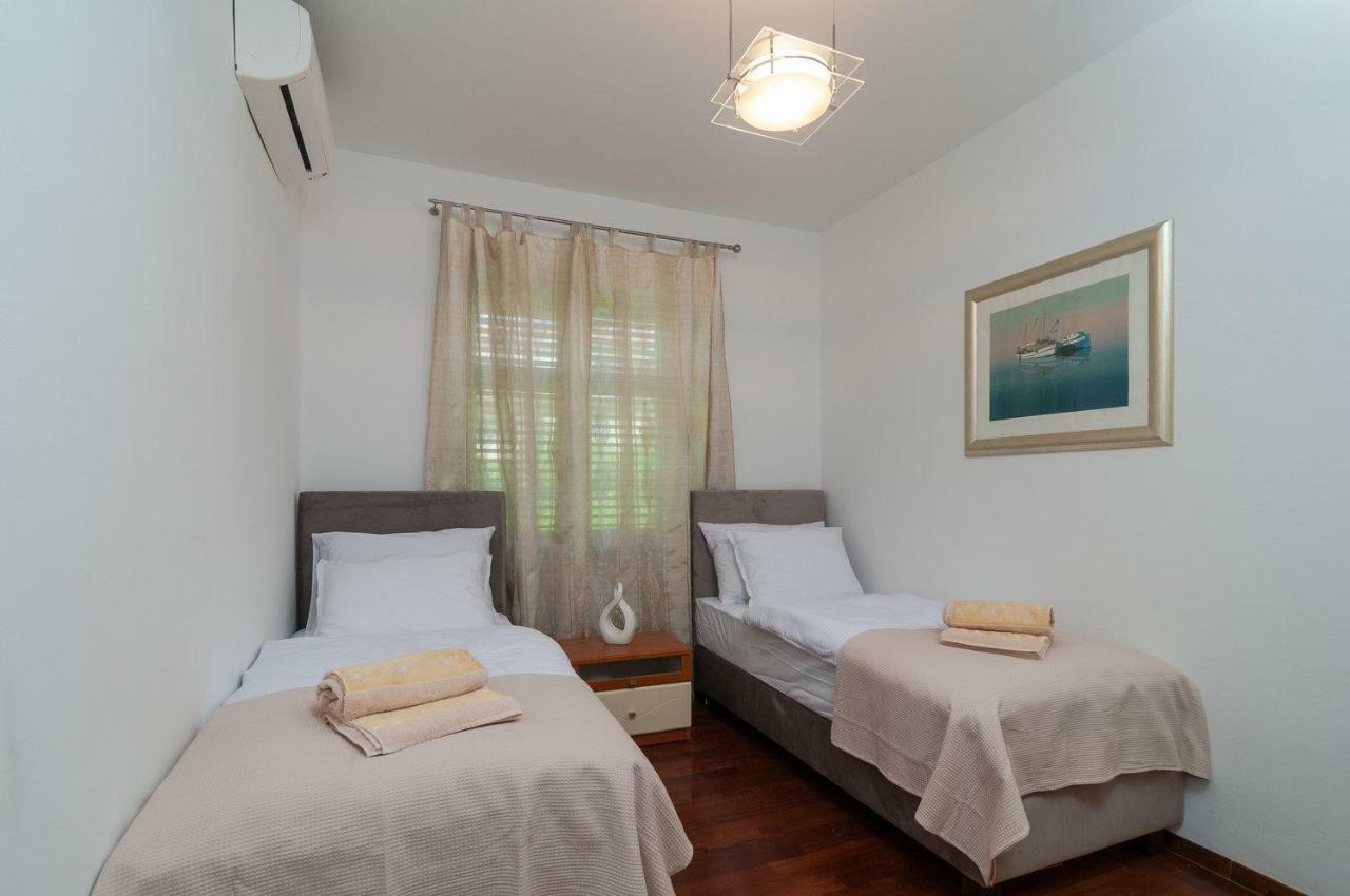 Luxury Rooms 7Heaven Suite Apartment Split Exterior photo